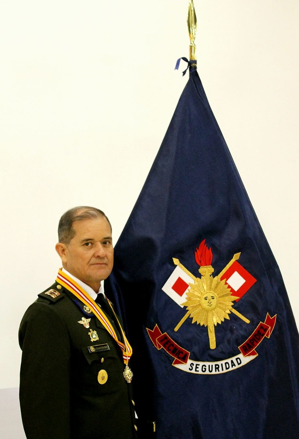 <br />
<b>Warning</b>:  Undefined variable $miembro in <b>/home/u331399860/domains/xivpromocionete.com/public_html/views/miembro.php</b> on line <b>91</b><br />
<br />
<b>Warning</b>:  Trying to access array offset on value of type null in <b>/home/u331399860/domains/xivpromocionete.com/public_html/views/miembro.php</b> on line <b>91</b><br />
 - Imagen 38